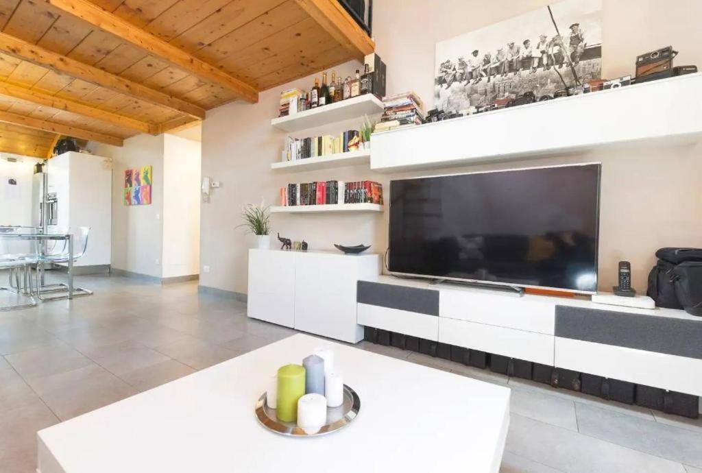 Milan Cityloft Certosa Eksteriør billede